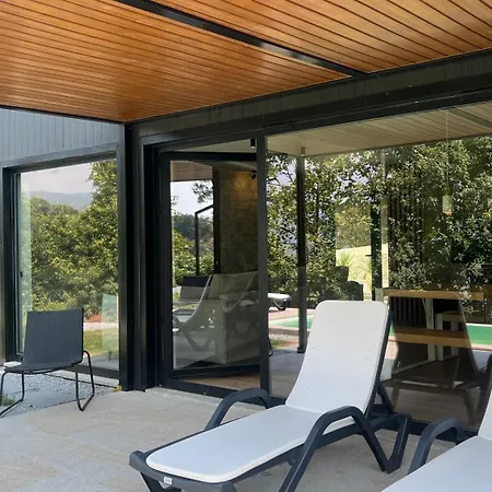 Chestnut Hill - Geres *