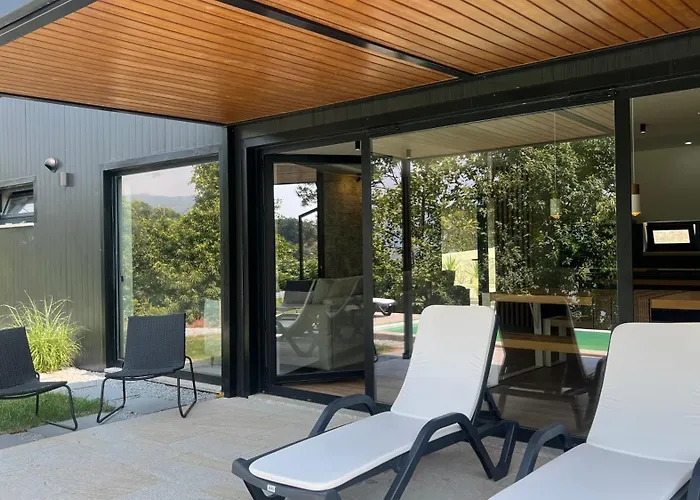 Chestnut Hill - Geres *